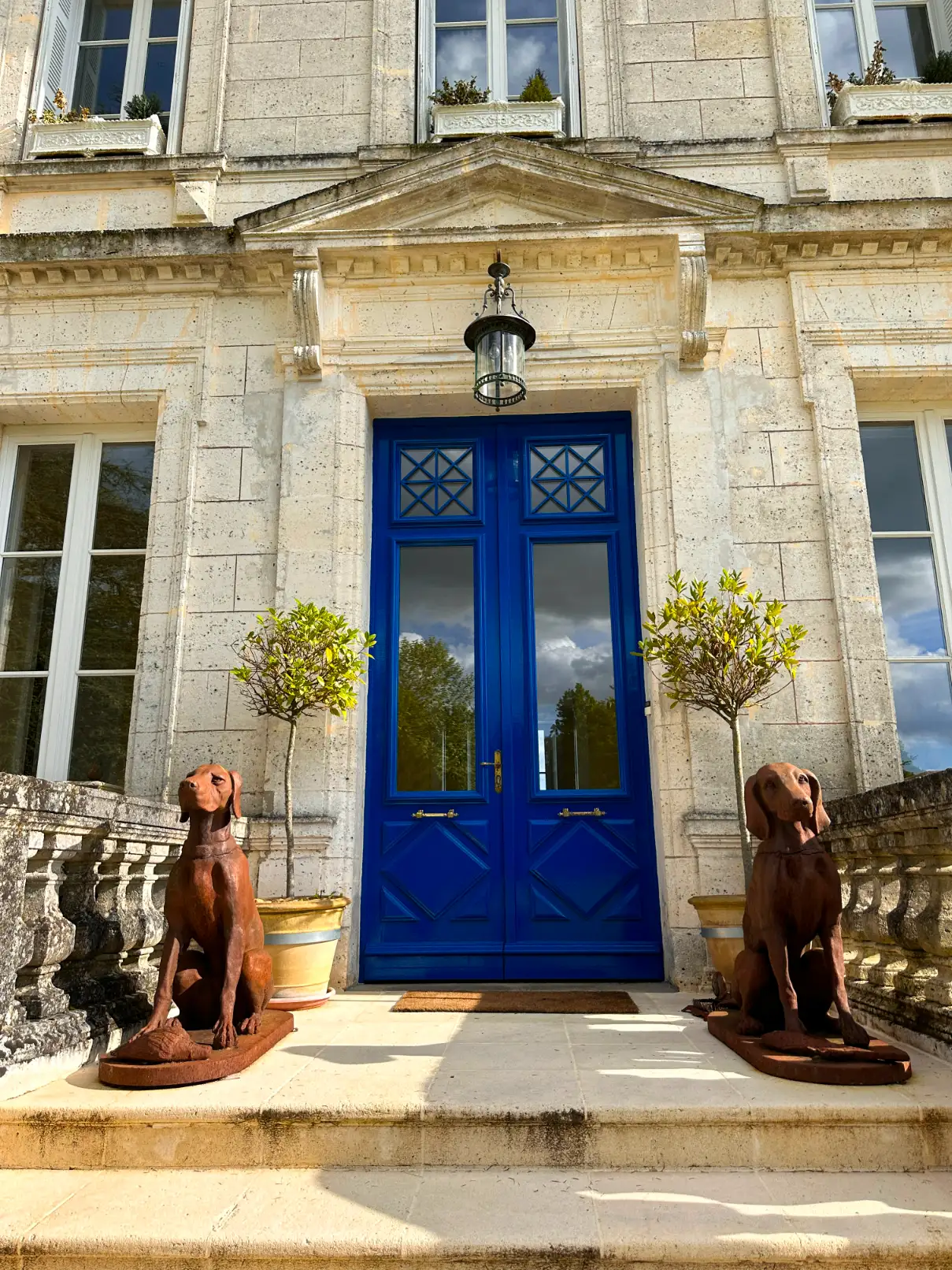 Explore rental options for Château de Lasfonds estate and outbuildings