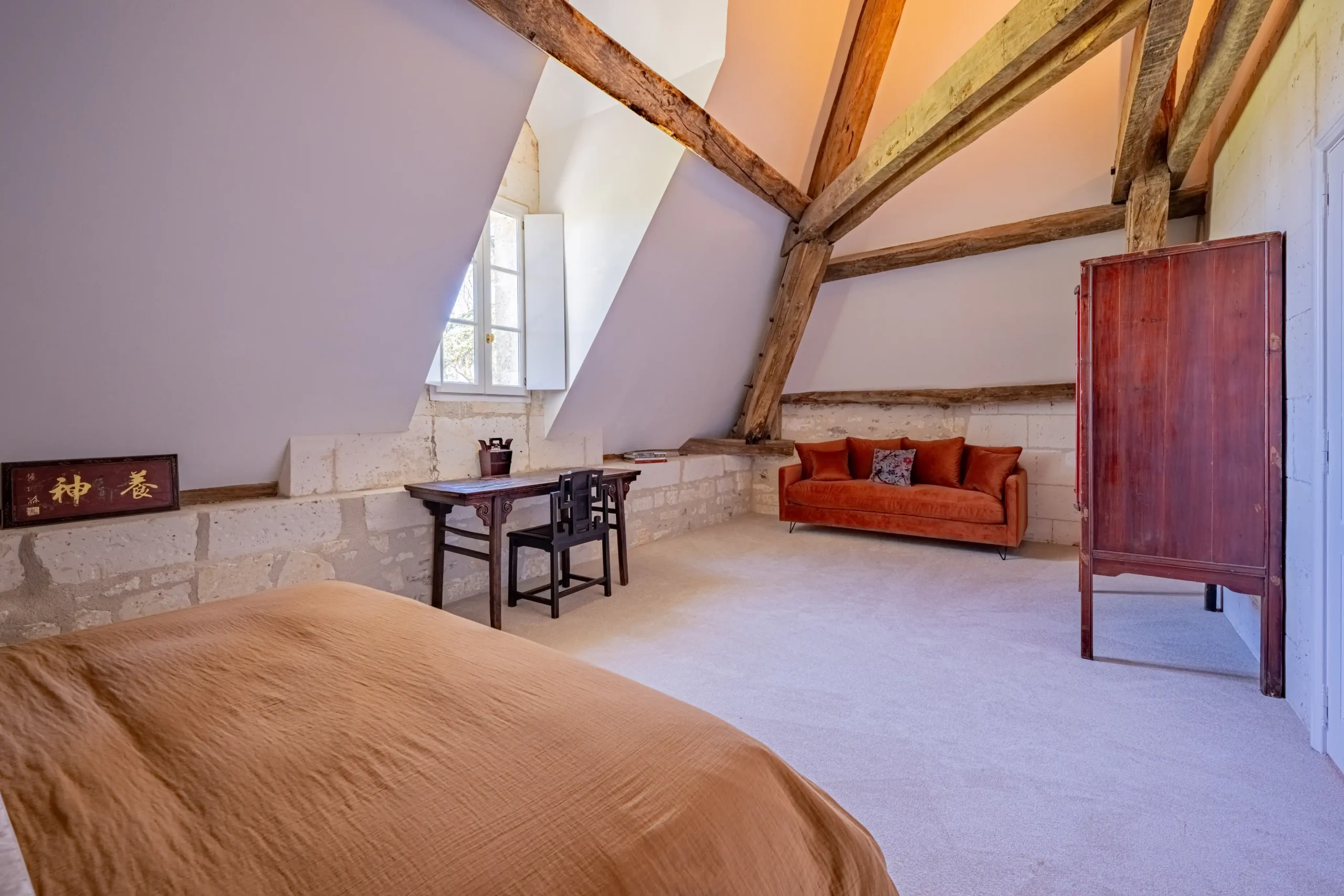 Comfortable room with king-size bed and seating area