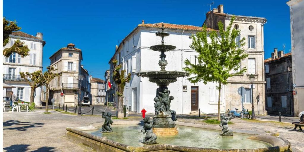 Fountain at Place du Minage