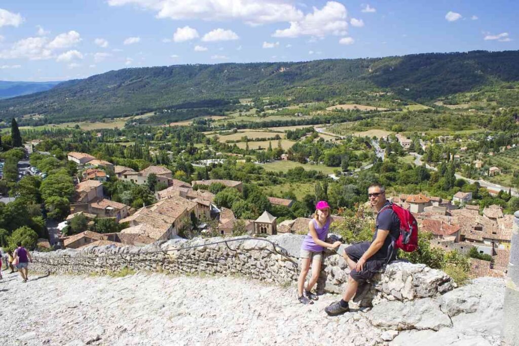 Tourists in Moustiers-Ste-Marie, Alpes de Haute Provence